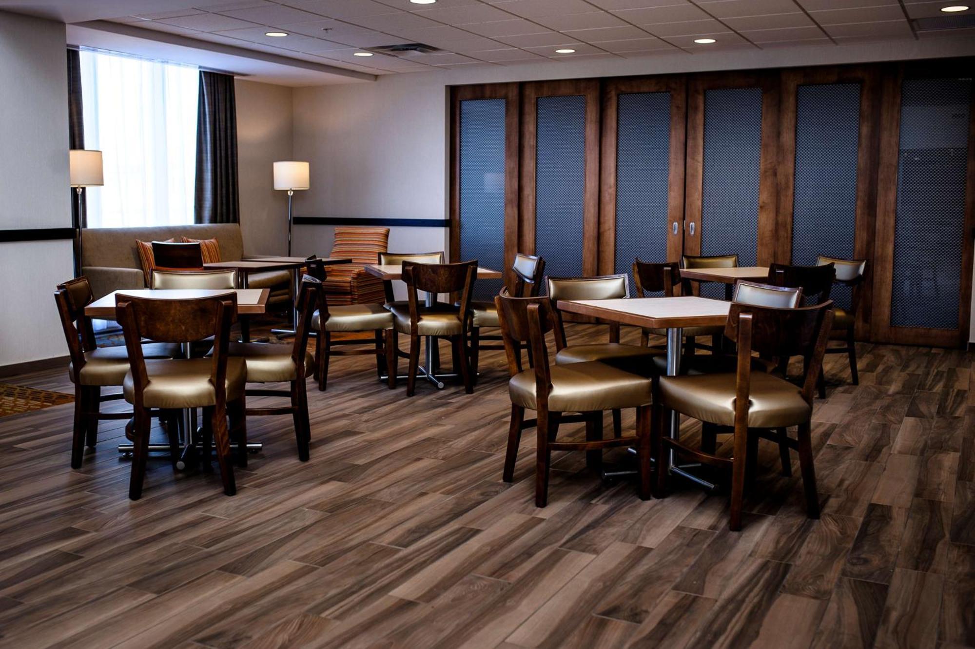 Hampton Inn & Suites Truro, Ns Bagian luar foto