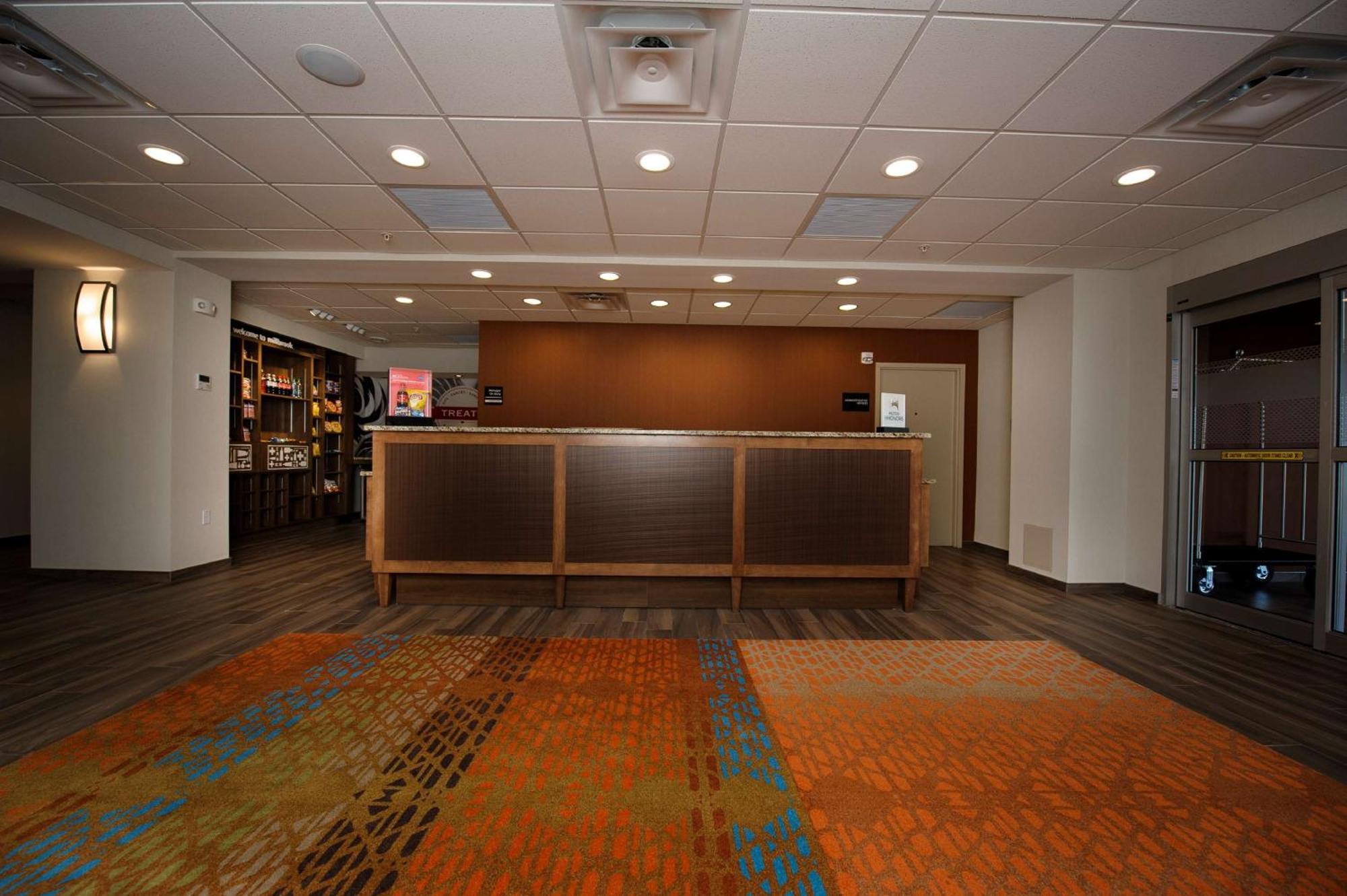 Hampton Inn & Suites Truro, Ns Bagian luar foto